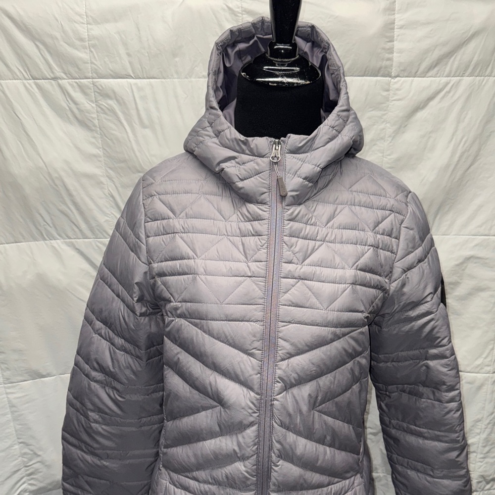 The North Face Women's Light Gray/purple tint  Puffer Jacket